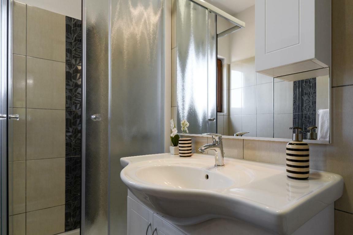 Apartment Lordanic Zaglav, Dugi Otok Bagian luar foto